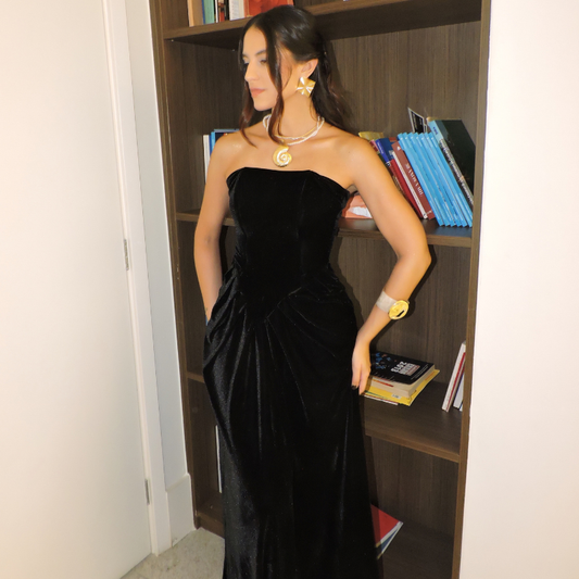 Vestido Helena Veludo Preto (prazo de 7 dias úteis para disponibiliza-lo após a compra)