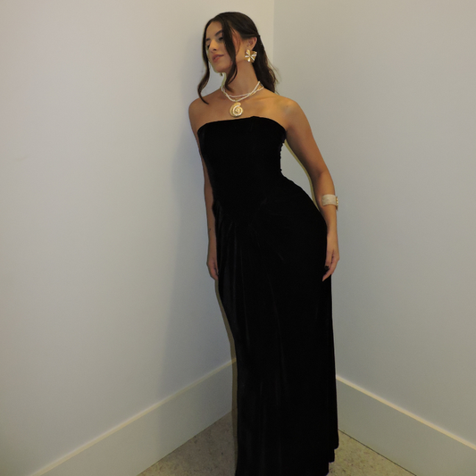 Vestido Helena Veludo Preto (prazo de 7 dias úteis para disponibiliza-lo após a compra)