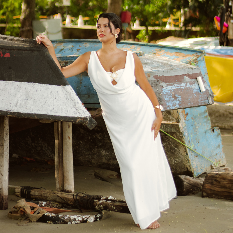 Vestido Solei Off White e Top Solei (prazo de 5 dias úteis para disponibiliza-lo após a compra)