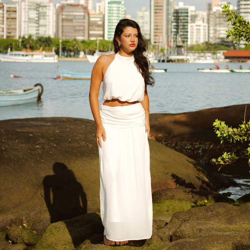 Saia Íris Off White (prazo de 5 dias úteis para disponibiliza-lo após a compra)