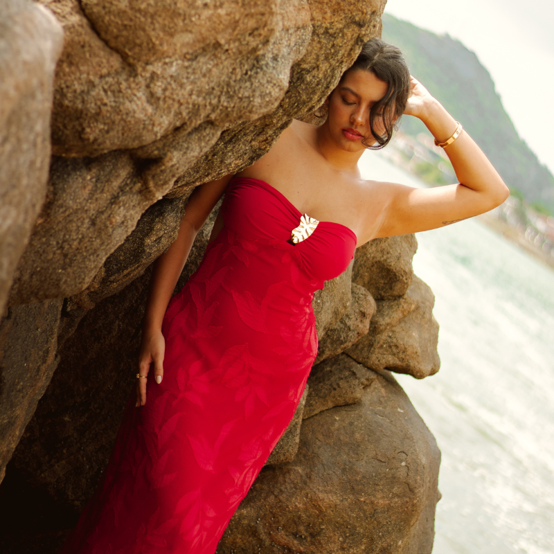 Vestido Carmen Vermelho (prazo de 5 dias úteis para disponibiliza-lo após a compra)